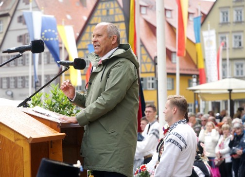 Hessens Innenminister Professor Dr. Roman Posseck obte die Strahlkraft des 75. Heimattages